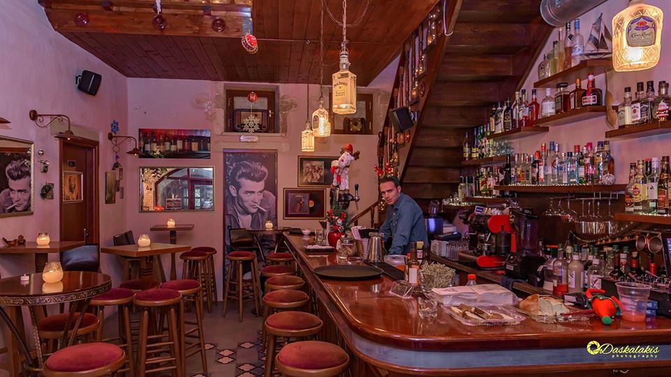 ΕΣΩΤΕΡΙΚΟ ΜΠΑΡ ΑΥΤΗ ΝΑΙ.jpg